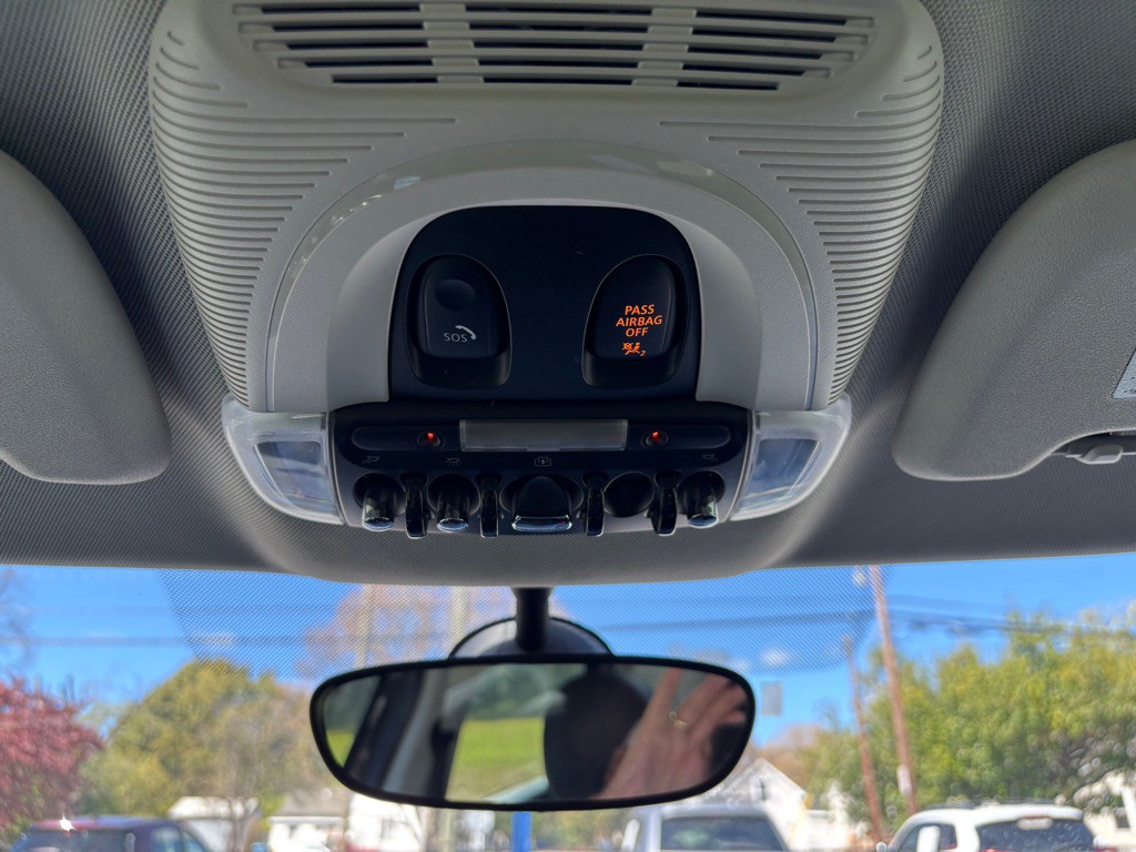 2019 MINI Cooper Image 14