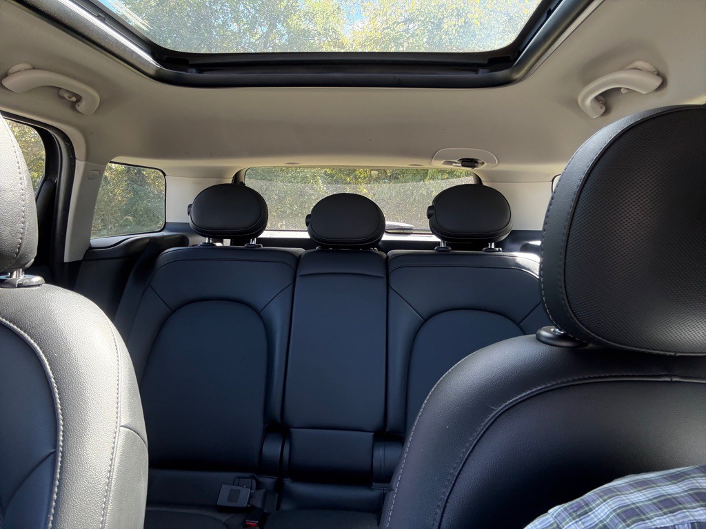 2019 MINI Cooper Image 16