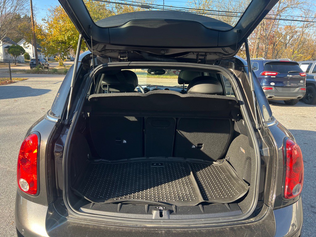 2016 MINI Cooper Image 27