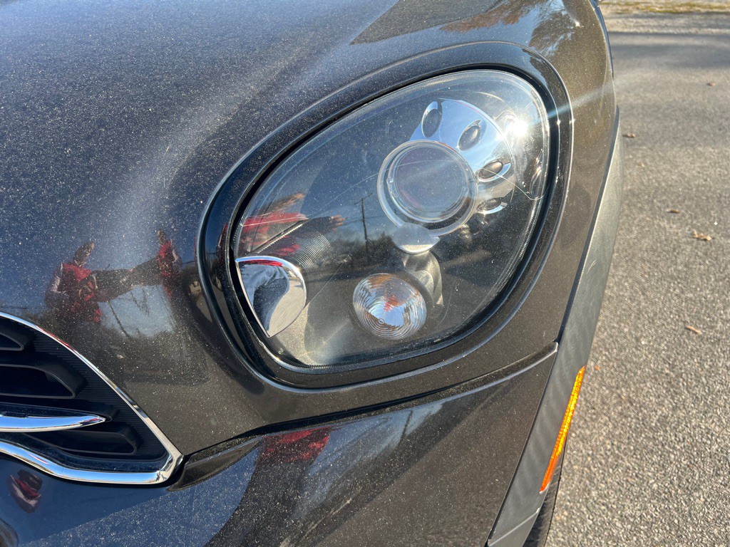 2016 MINI Cooper Image 30