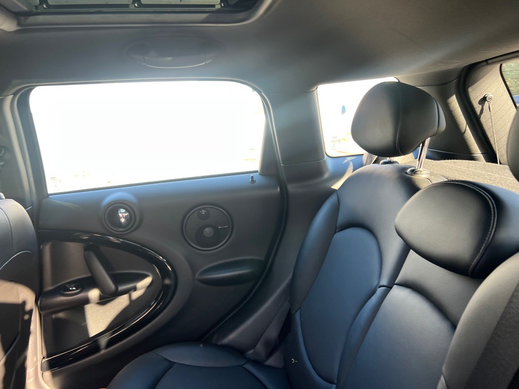 2016 MINI Cooper Image 51