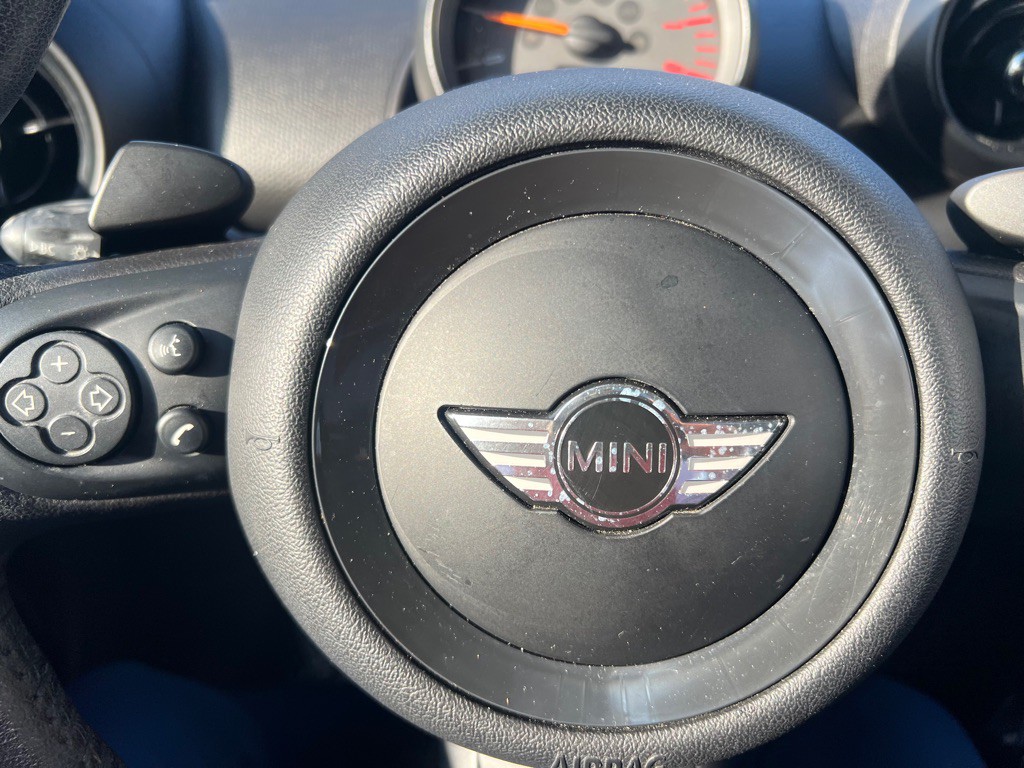 2016 MINI Cooper Image 55