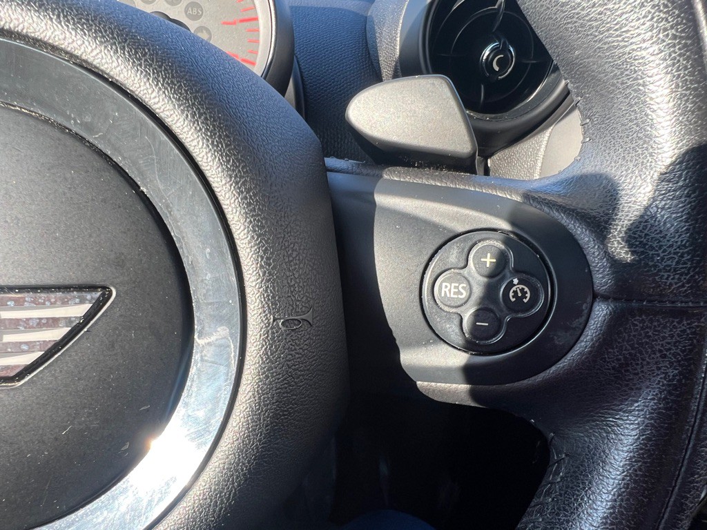 2016 MINI Cooper Image 57