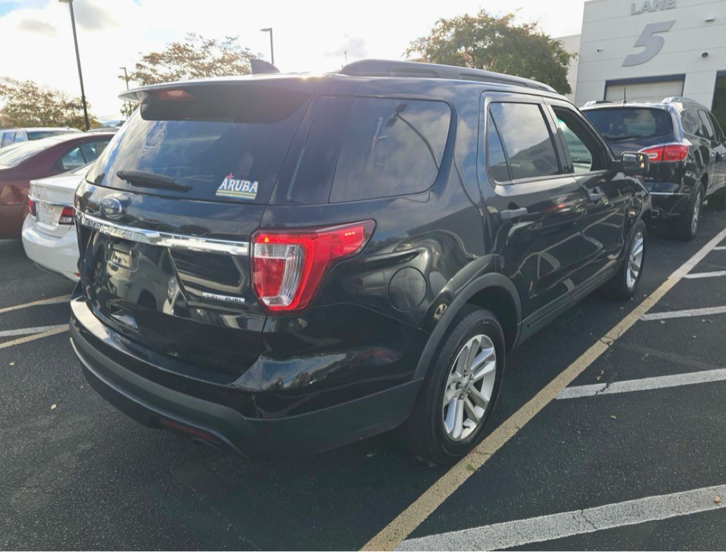 2016 Ford Explorer Image 5