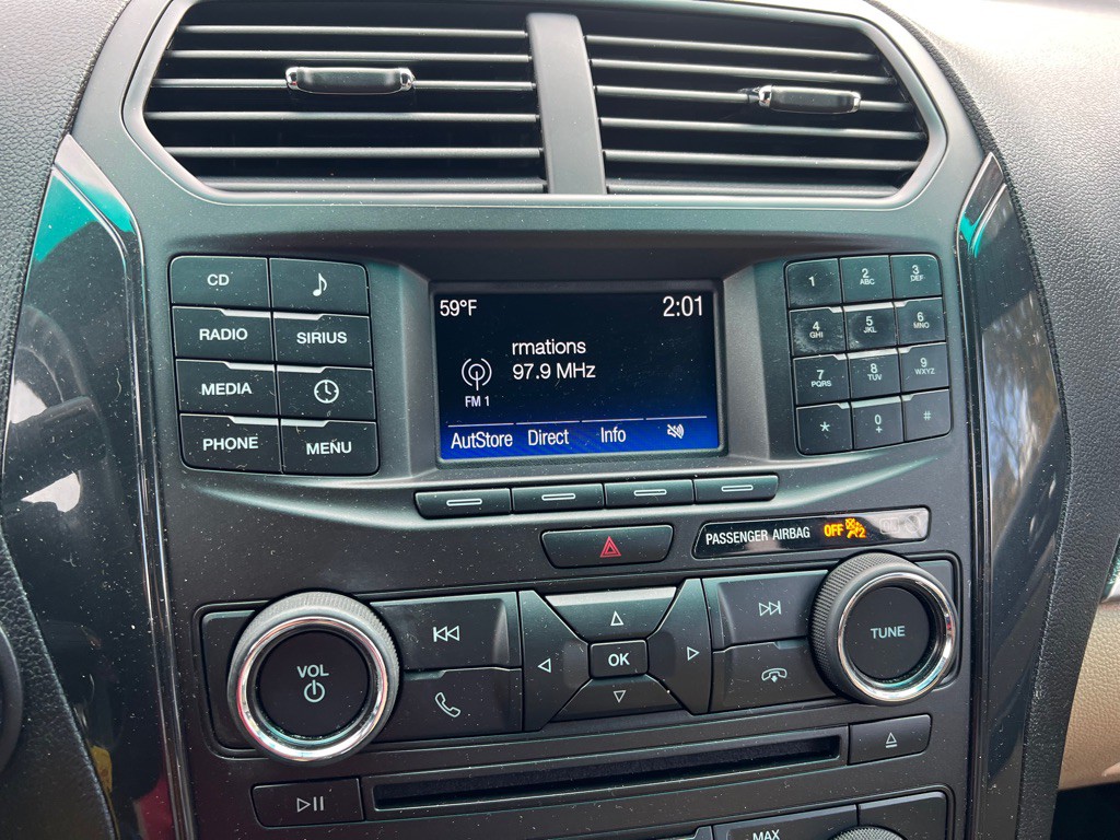 2016 Ford Explorer Image 31