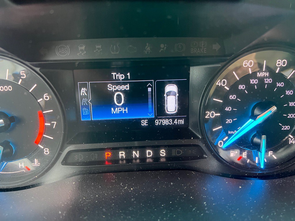 2016 Ford Explorer Image 38