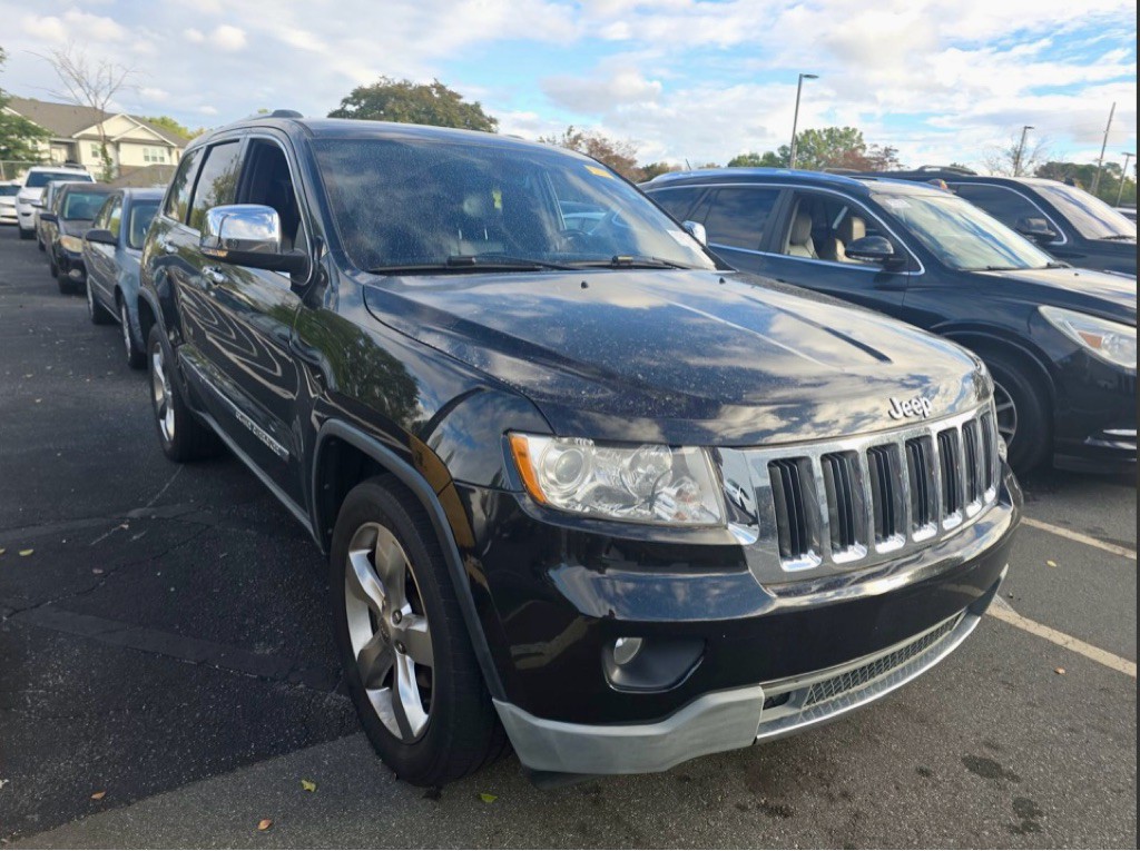 2012 Jeep Grand Cherokee Image 2