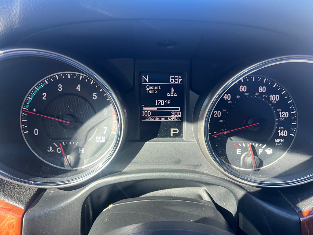 2012 Jeep Grand Cherokee Image 16