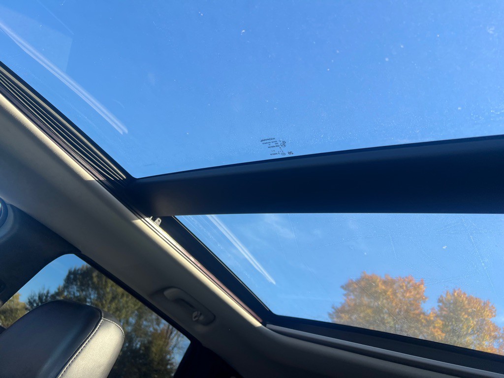 2012 Jeep Grand Cherokee Image 21