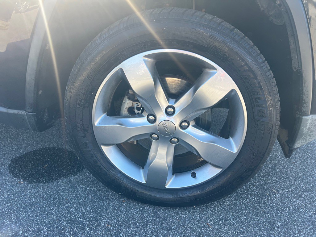 2012 Jeep Grand Cherokee Image 41