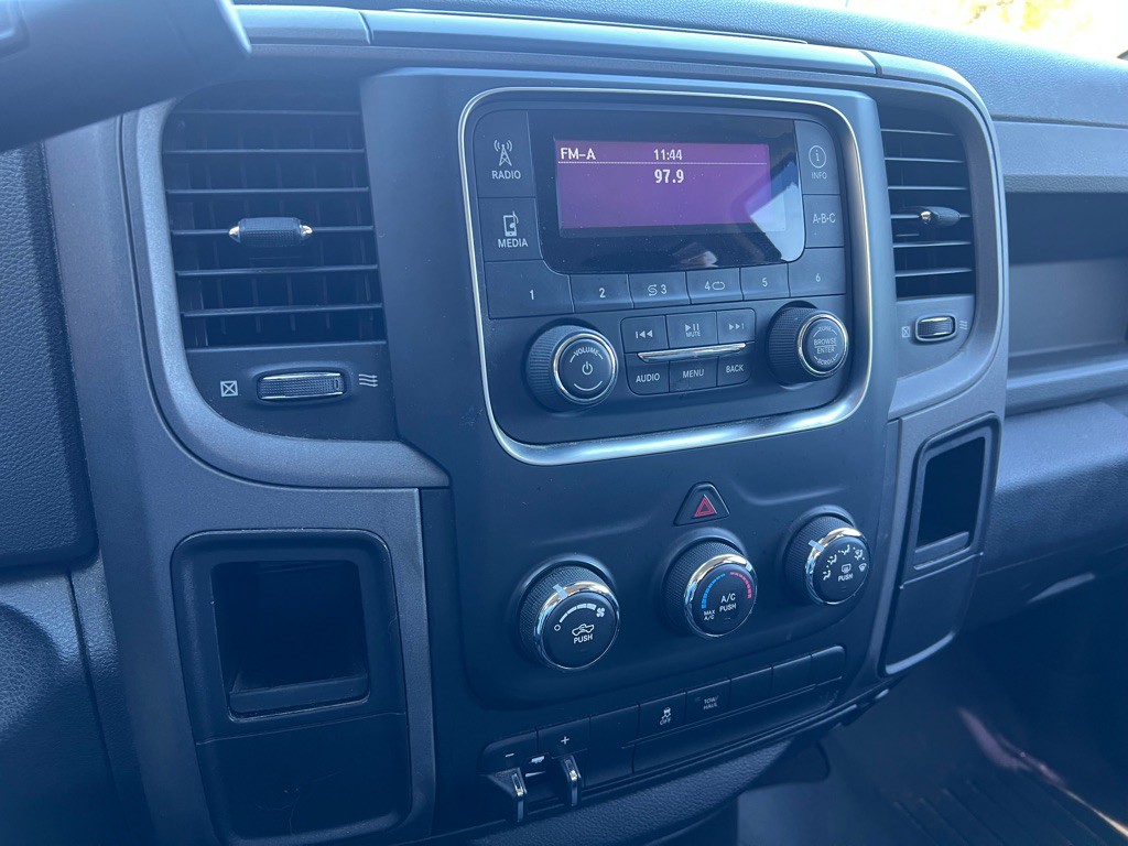 2013 RAM 1500 Image 36