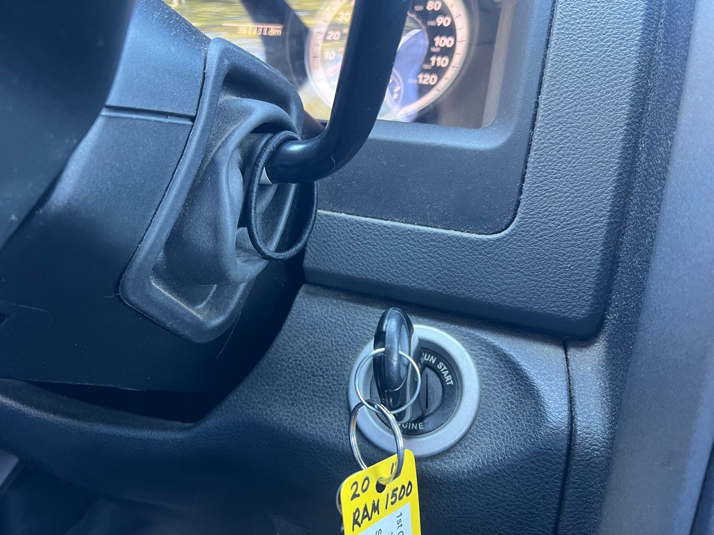 2013 RAM 1500 Image 41