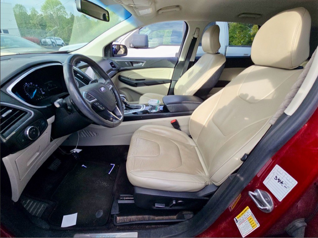 2017 Ford Edge Image 11