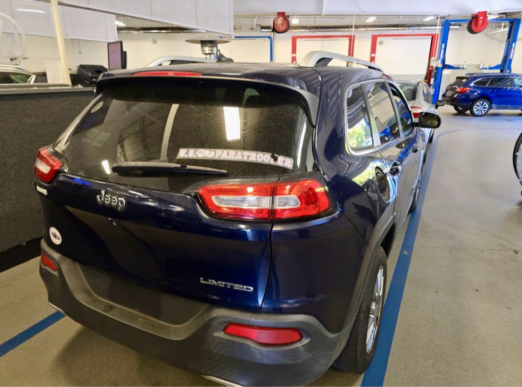 2015 Jeep Cherokee Image 4