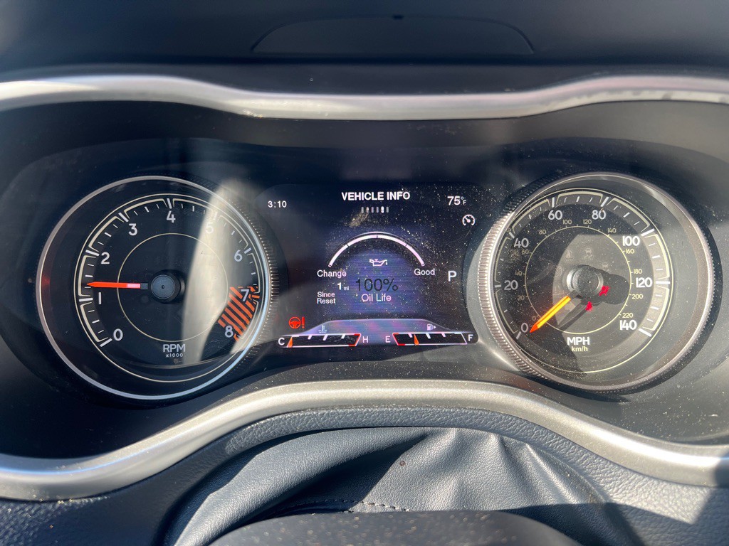 2015 Jeep Cherokee Image 29