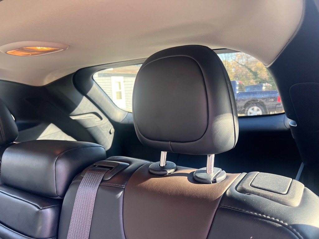 2015 Jeep Cherokee Image 43