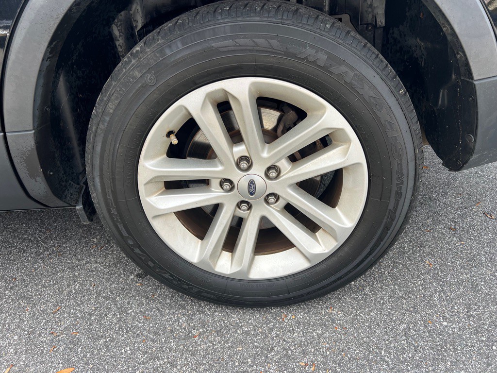 2015 Jeep Cherokee Image 48