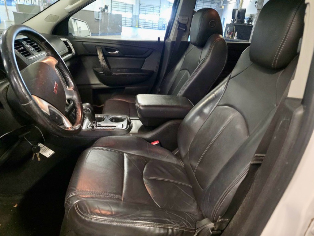 2016 GMC Acadia Image 10