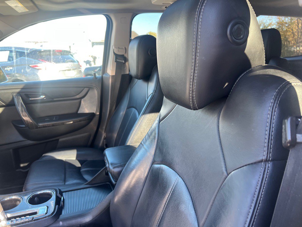2016 GMC Acadia Image 36