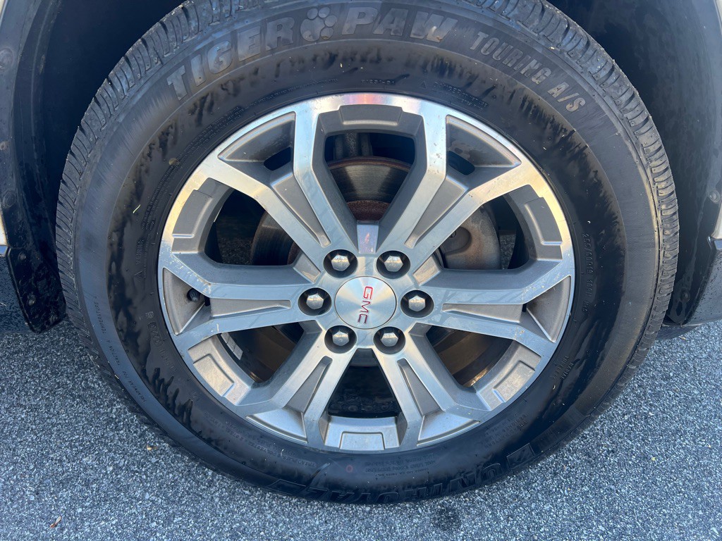 2016 GMC Acadia Image 45