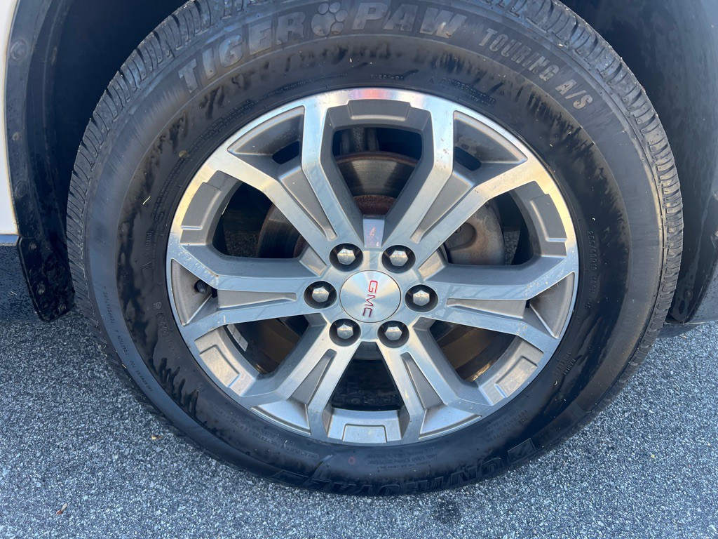 2016 GMC Acadia Image 46