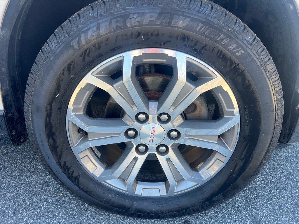 2016 GMC Acadia Image 47