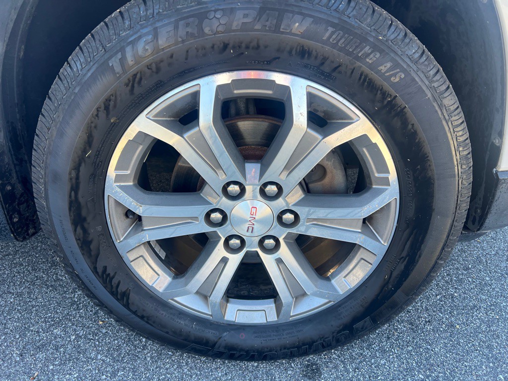 2016 GMC Acadia Image 48