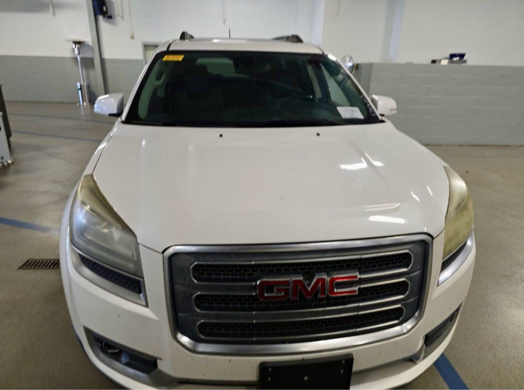 2016 GMC Acadia Image 4