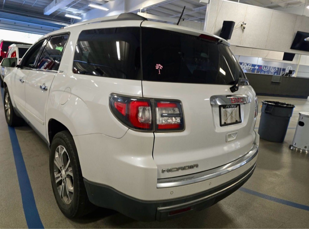 2016 GMC Acadia Image 6