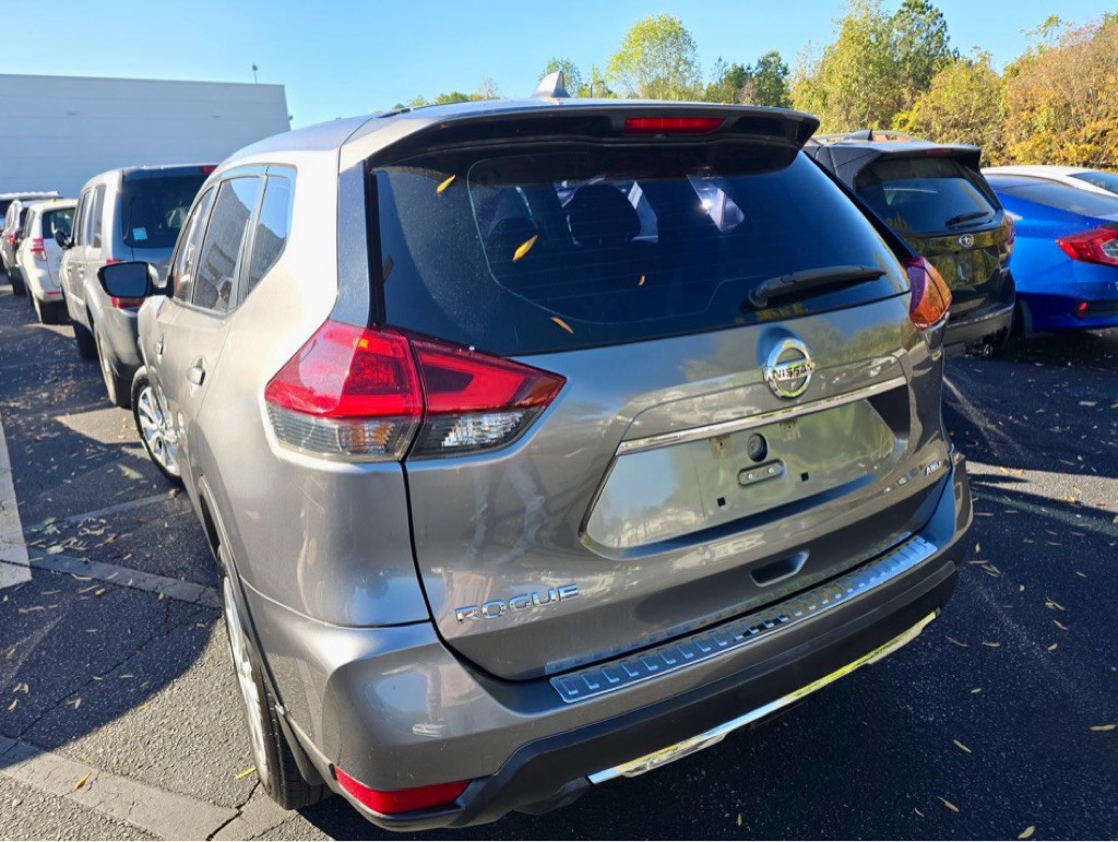 2018 Nissan Rogue Image 5