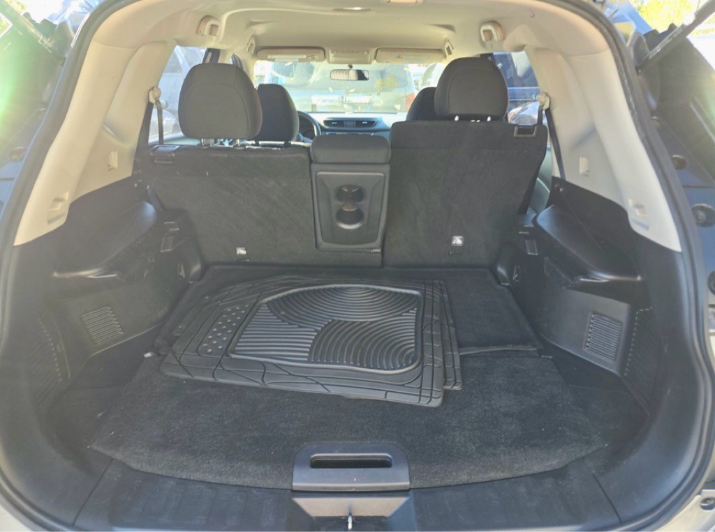 2018 Nissan Rogue Image 14