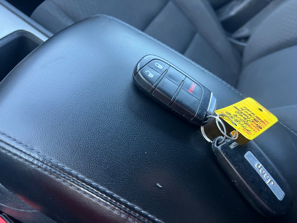 2019 Jeep Grand Cherokee Image 37