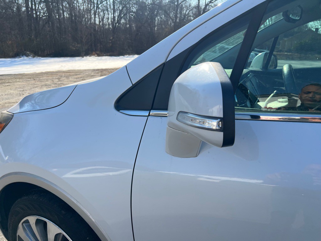 2017 Buick Enclave Image 24