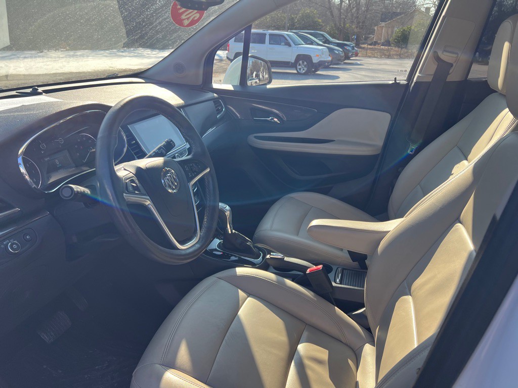 2017 Buick Enclave Image 34