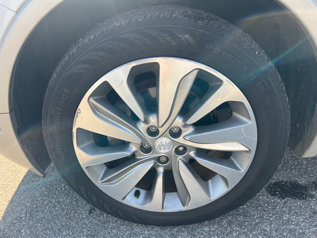 2017 Buick Enclave Image 46