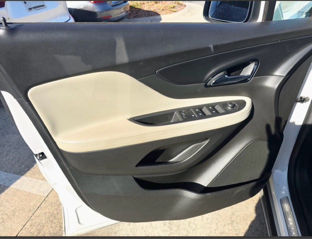 2017 Buick Enclave Image 11