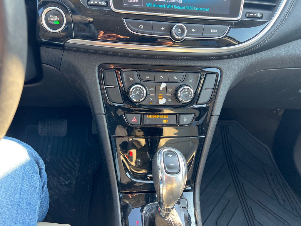 2017 Buick Enclave Image 17