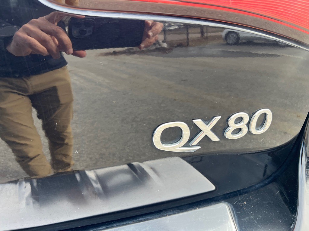 2017 INFINITI QX80 Image 56
