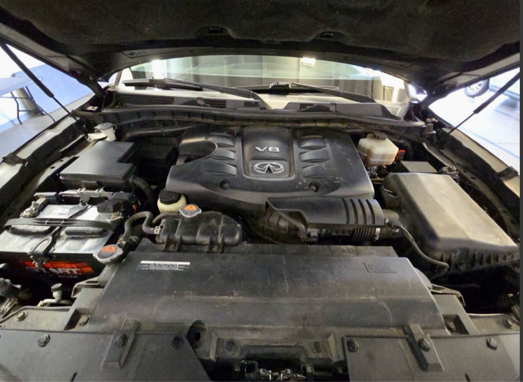 2017 INFINITI QX80 Image 16