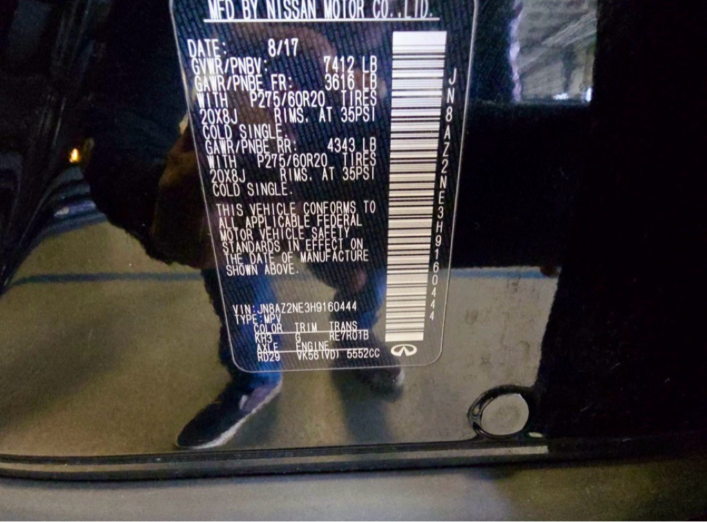 2017 INFINITI QX80 Image 17