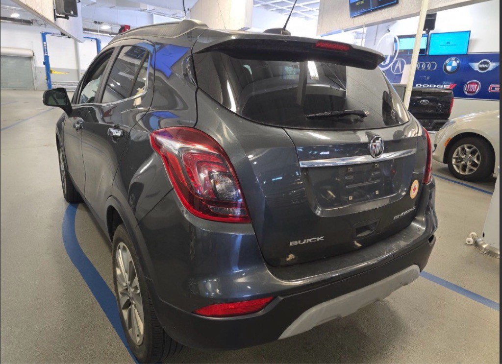 2017 Buick Enclave Image 5