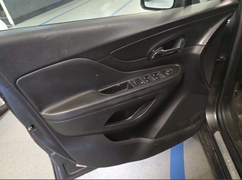 2017 Buick Enclave Image 9