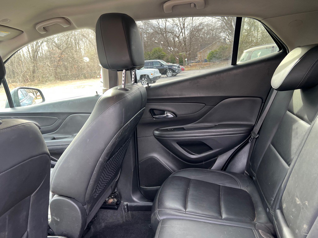 2017 Buick Enclave Image 39