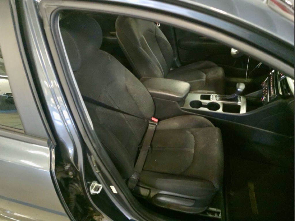 2020 Kia Optima Image 11