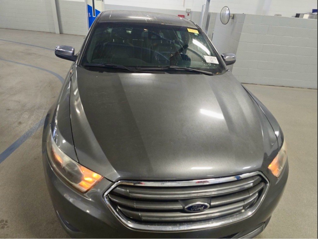 2014 Ford Taurus Image 3
