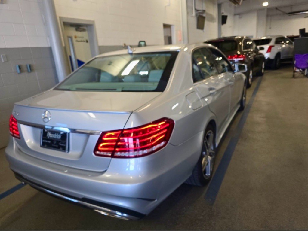2016 Mercedes-Benz E-Class Image 5