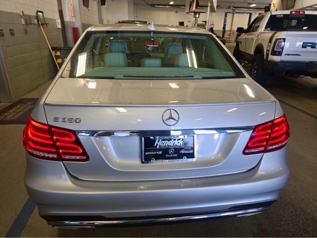 2016 Mercedes-Benz E-Class Image 7