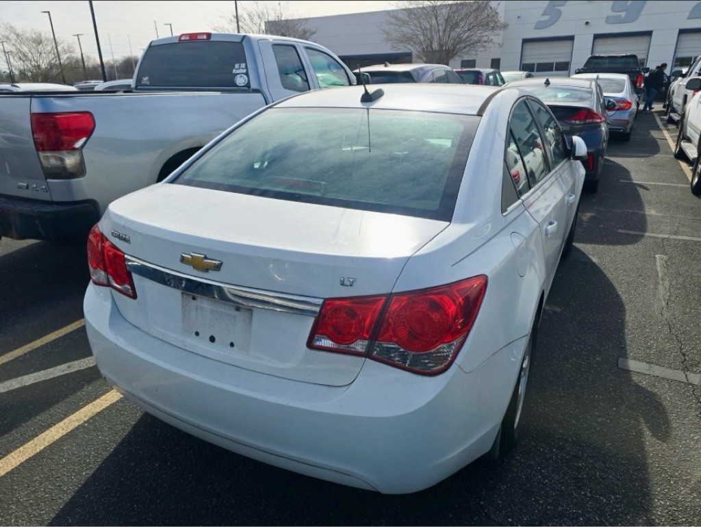 2015 Chevrolet Cruze Image 7