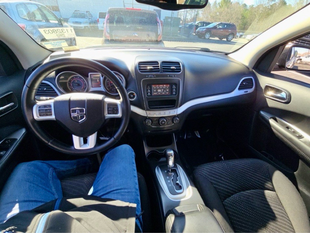 2017 Dodge Journey Image 9