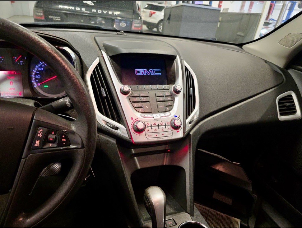 2013 GMC Terrain Image 9